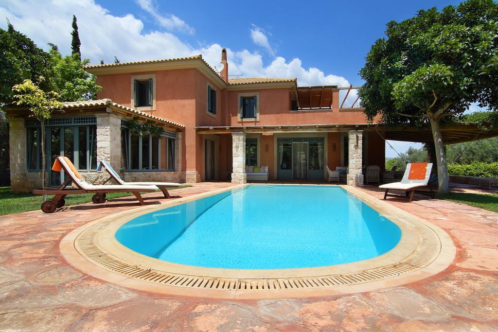 Vouliagmeni Villa Athena Bagian luar foto