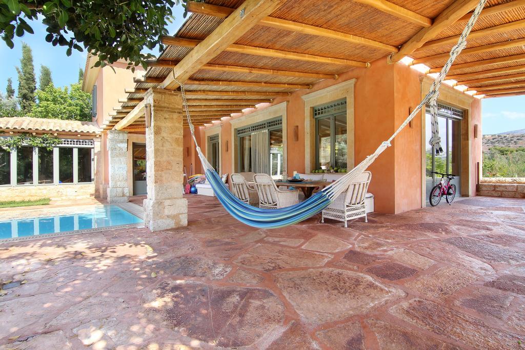 Vouliagmeni Villa Athena Bagian luar foto
